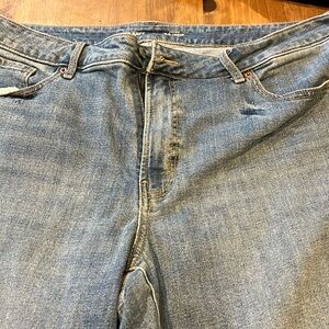 Woman’s size 20 old navy jeans